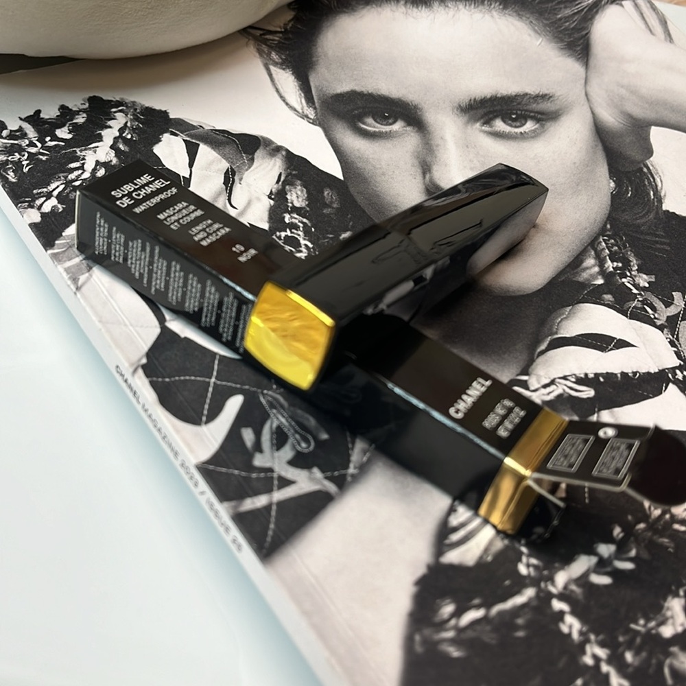 CHANEL WATERPROOF MASCARA BLACK - Picture 4 of 5